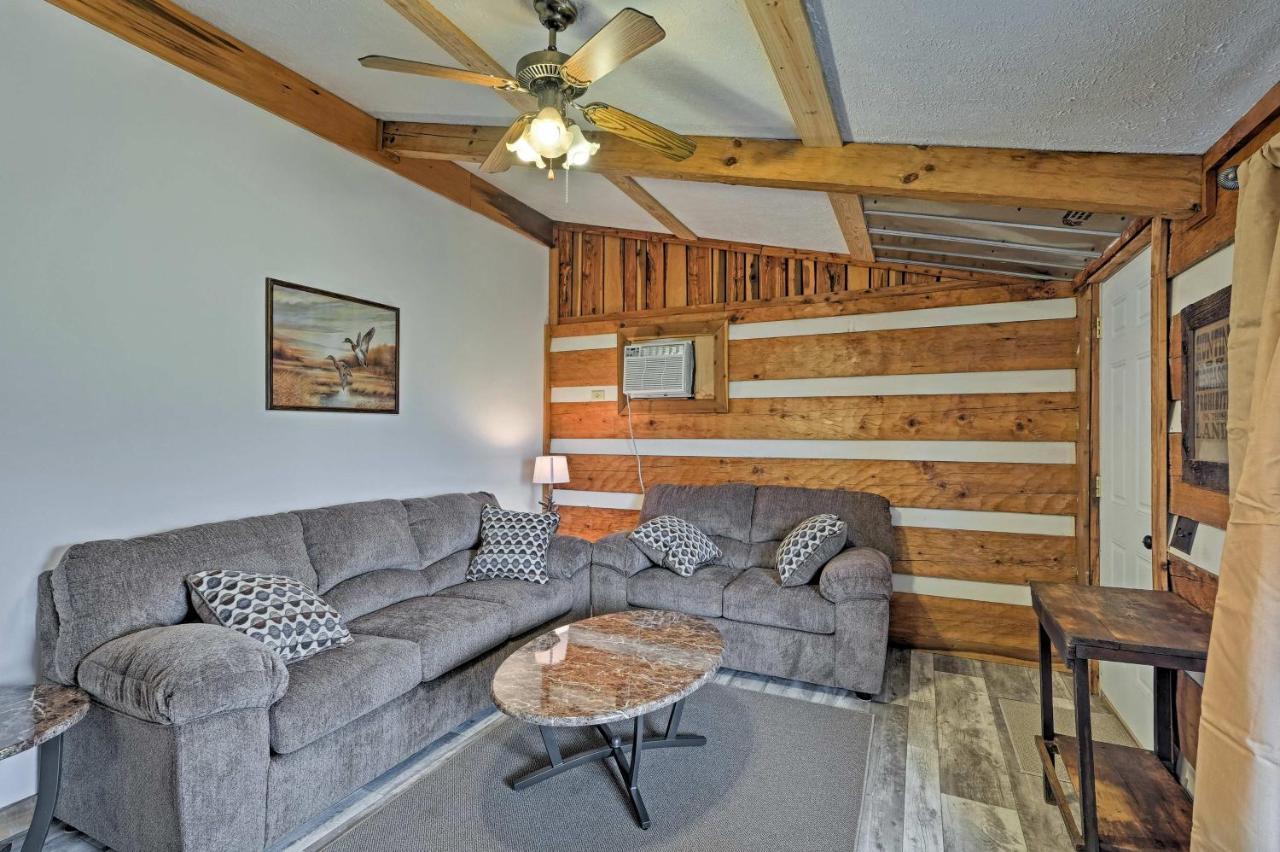 Rogersville Barn Apartment On 27 Acres With Pond! Dış mekan fotoğraf